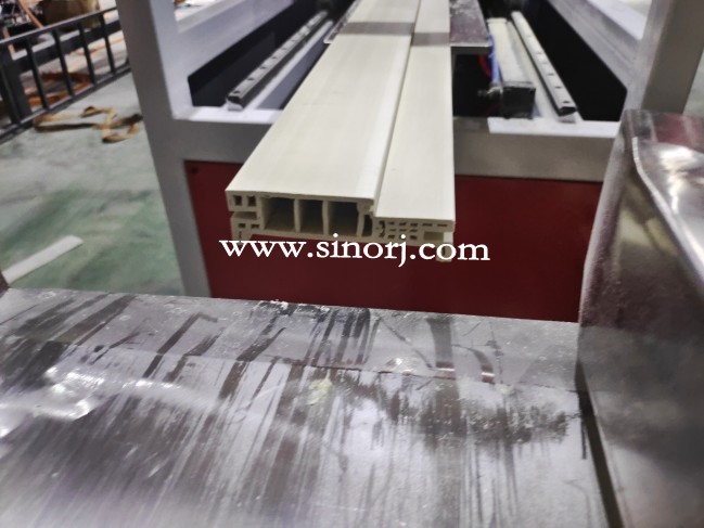 門板門套試機(jī)